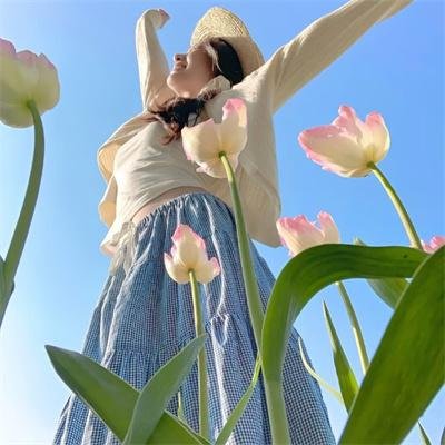 重生当然要先去救落水总裁啦
